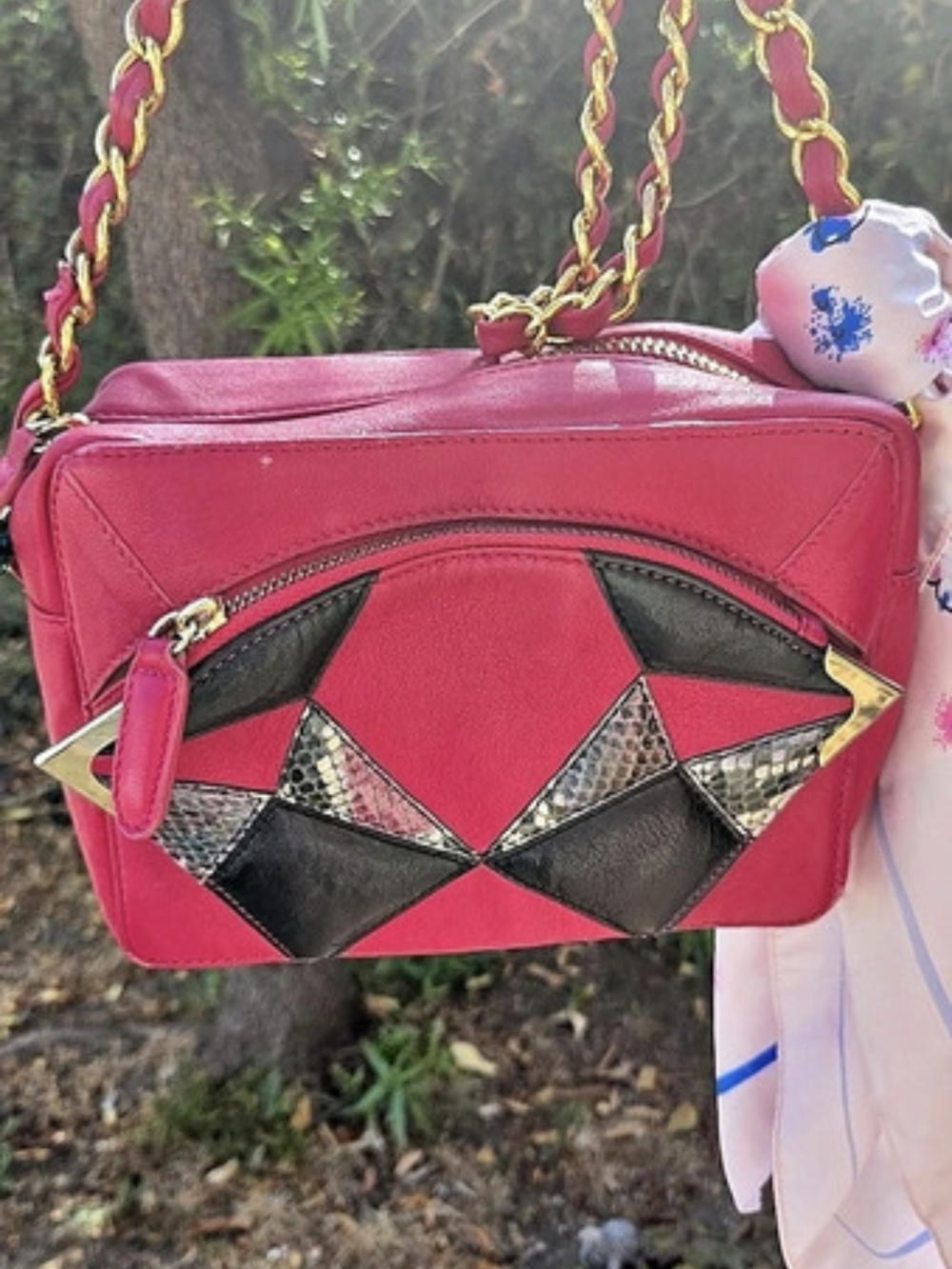 BE&D New Yoirk Crossbody in Pink & Black